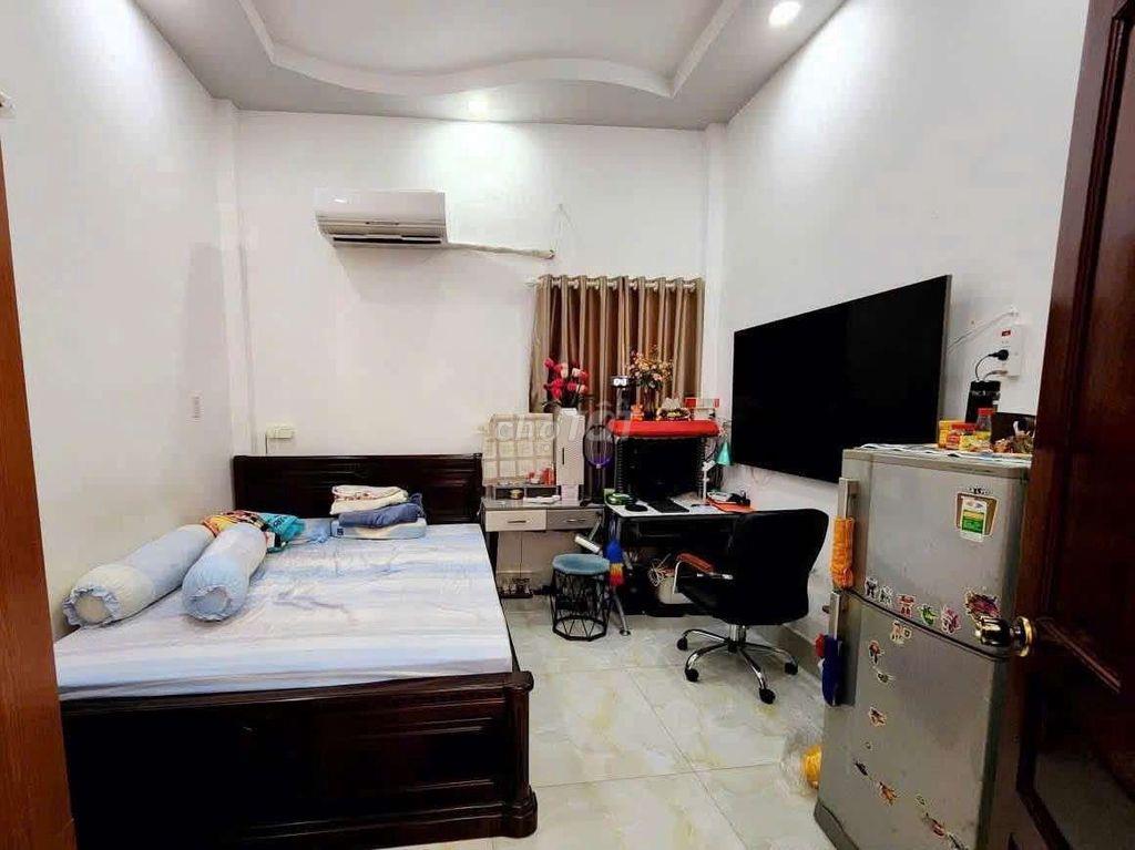 nhà cần bán gấp