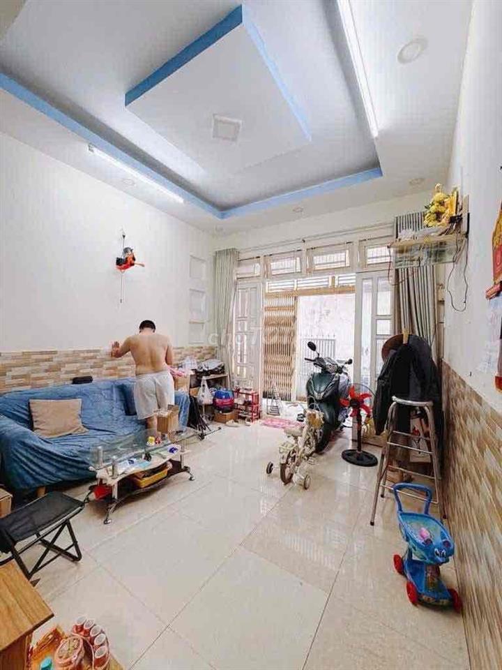 44m² (4m x 11m) - Trệt 1 Lầu - HẺM THÔNG - Phan Huy Ích, Gò Vấp