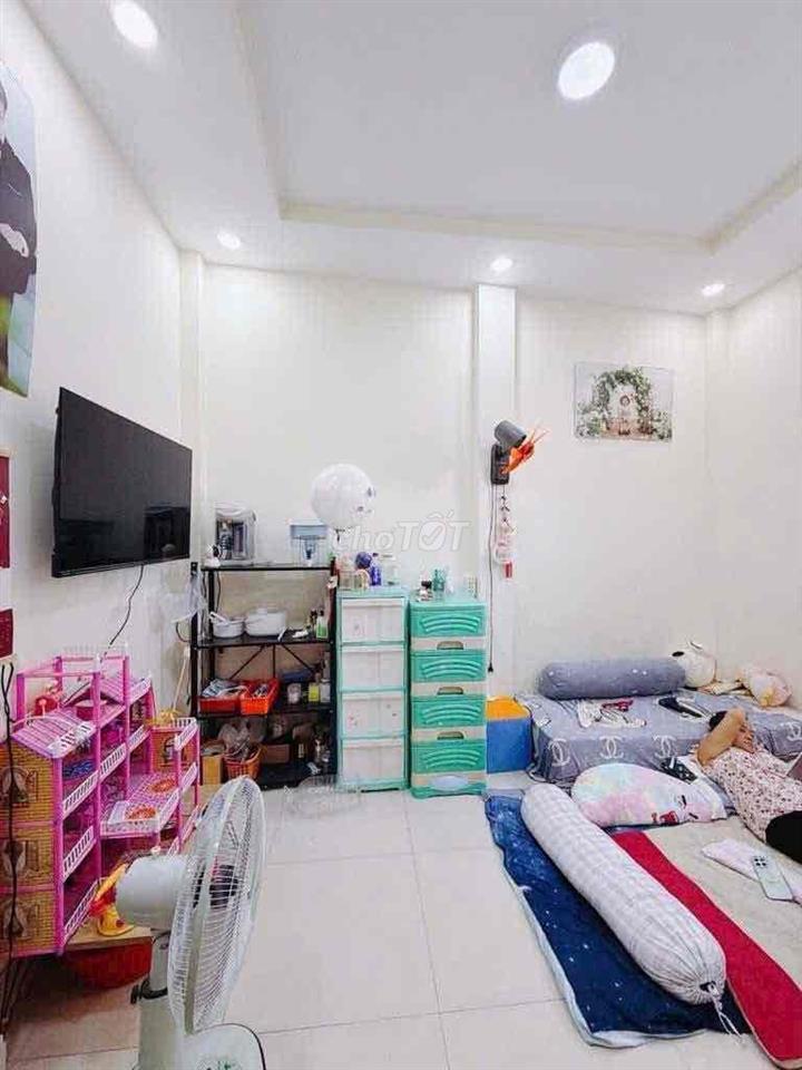 44m² (4m x 11m) - Trệt 1 Lầu - HẺM THÔNG - Phan Huy Ích, Gò Vấp