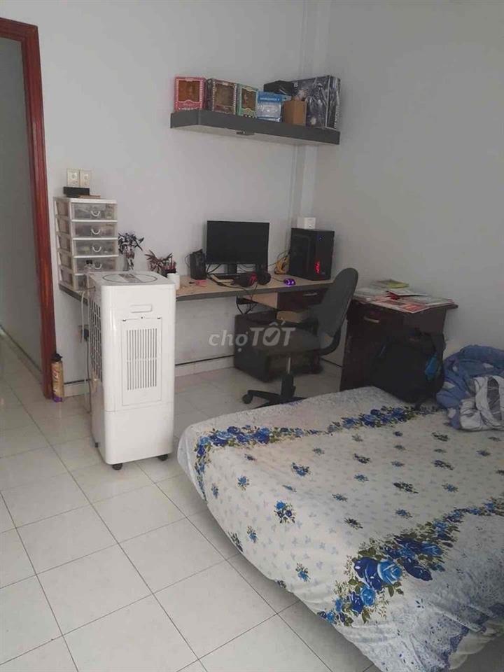 NHÀ 4 TẦNG HẺM XE HƠI ĐƯỜNG NGUYỄN OANH GIÁ 7 TỶ 9 .