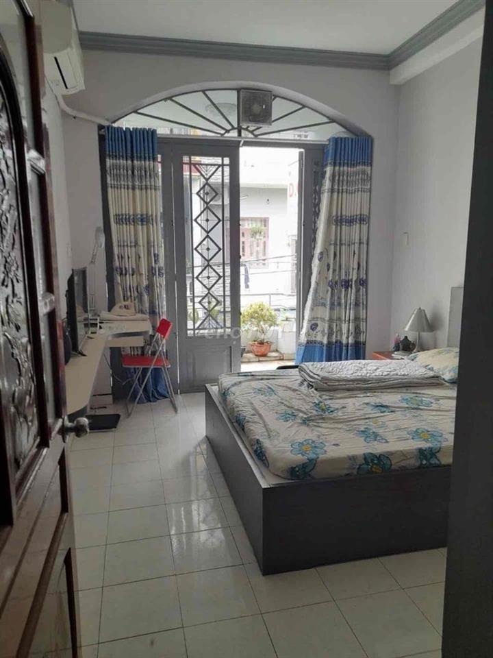NHÀ 4 TẦNG HẺM XE HƠI ĐƯỜNG NGUYỄN OANH GIÁ 7 TỶ 9 .