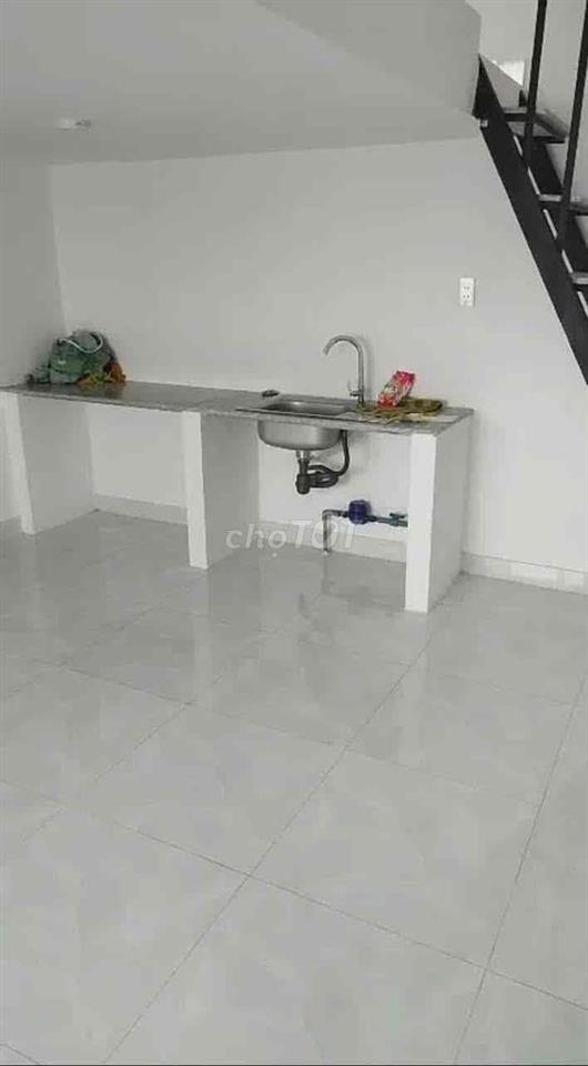 Bán chung cư gần khu công nghiệp xuyên á gần cầu lớn hóc môn