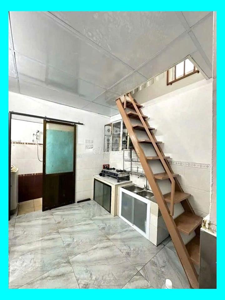 [Quá Rẻ] Cách Mạng Tháng Tám 1 Trệt 3 Lầu 3 Phòng Ngủ 2WC