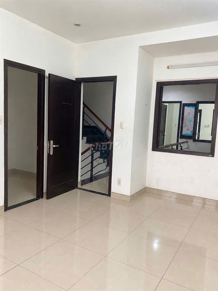 Tòa Nhà Văn Phòng - Hồng Hà 6x20m - Gần Sân Bay