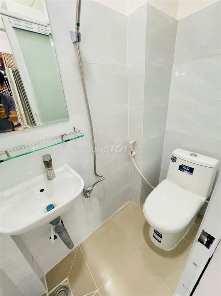 SHR QUANG TRUNG 1 TRỆT 2 LẦU 3 PHÒNG NGỦ 2WC