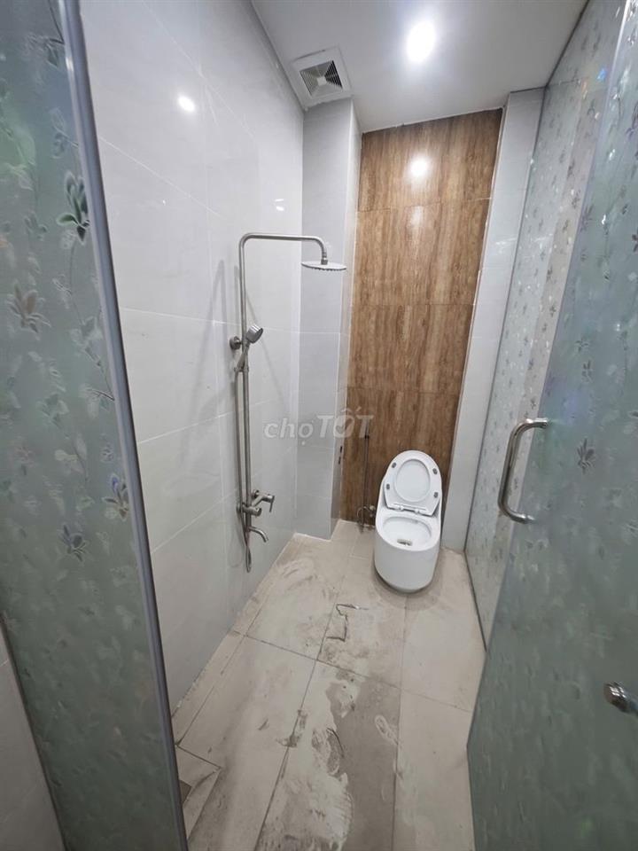 MẶT TIỀN KINH DOANH - TRƯỜNG CHINH 4X23M 4 TẦNG 5 PHÒNG NGỦ