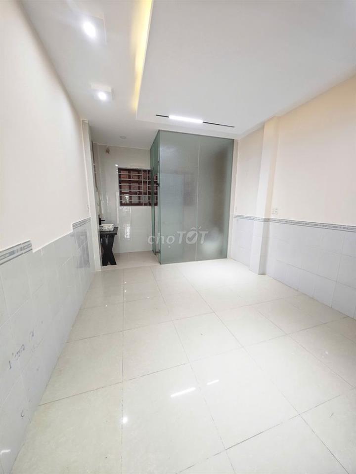 MẶT TIỀN KINH DOANH - TRƯỜNG CHINH 4X23M 4 TẦNG 5 PHÒNG NGỦ