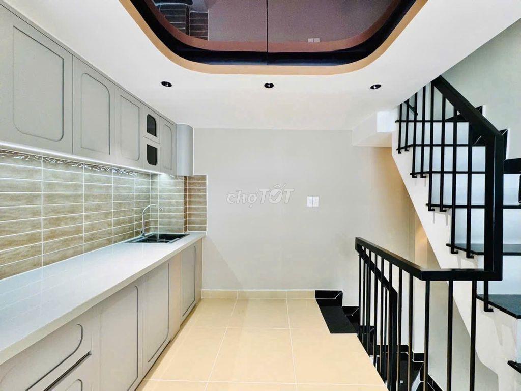 SHR THỐNG NHẤT 1 TRỆT 3 LẦU SÂN THƯỢNG  2 PHÒNG NGỦ 3WC FULL NT