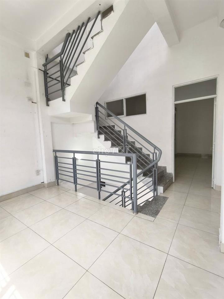 MẶT TIỀN KINH DOANH - PHẠM VĂN BẠCH 4X10 1 TRỆT 2 LẦU 3 PHÒNG NGỦ