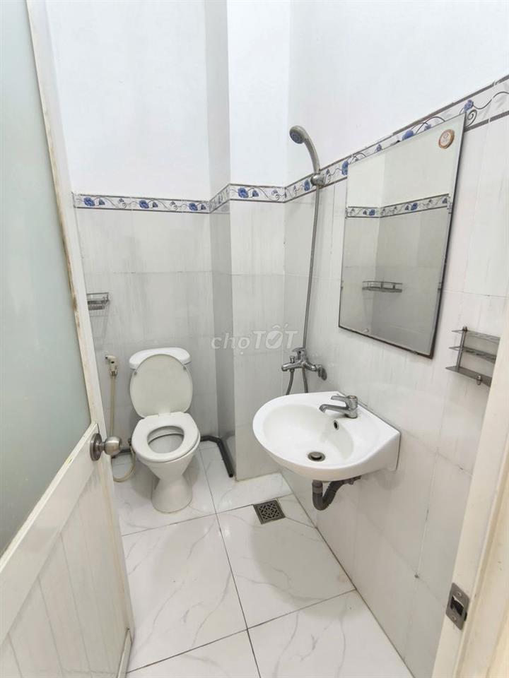 MẶT TIỀN KINH DOANH - PHẠM VĂN BẠCH 4X10 1 TRỆT 2 LẦU 3 PHÒNG NGỦ
