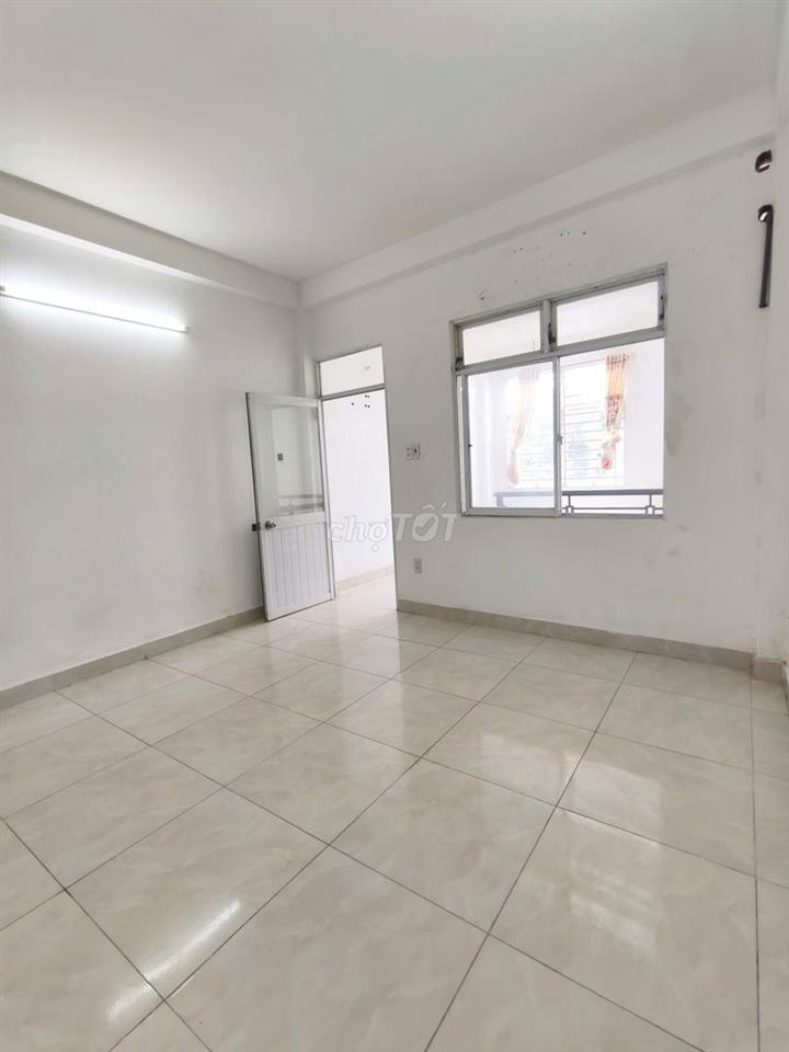 MẶT TIỀN KINH DOANH - PHẠM VĂN BẠCH 4X10 1 TRỆT 2 LẦU 3 PHÒNG NGỦ