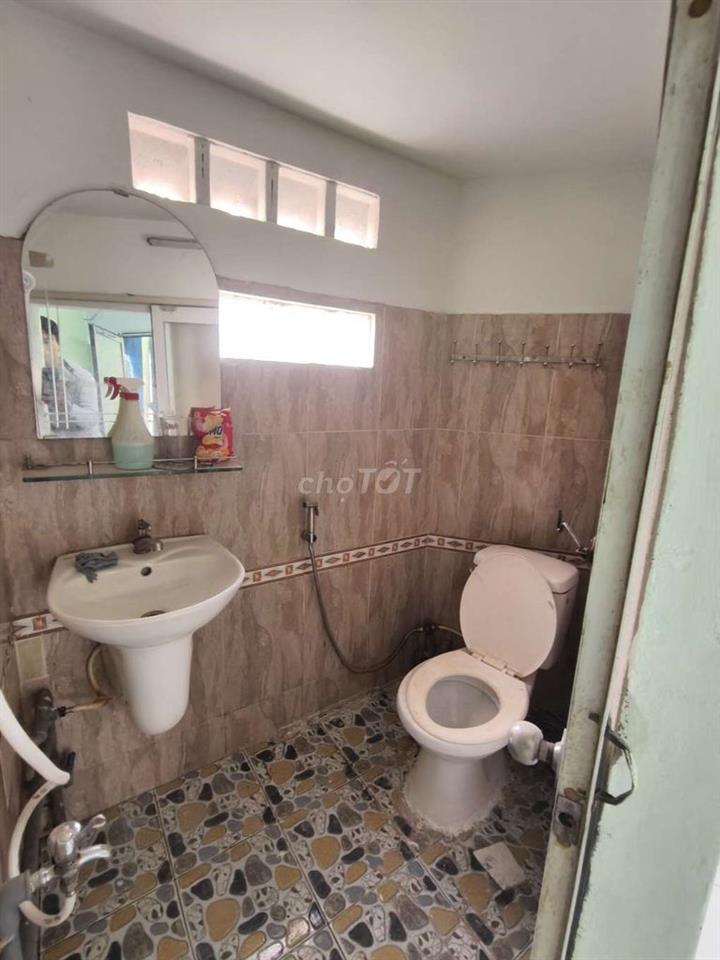 Nhà NC Phạm Văn Đồng 5x6m 1 Phòng ngủ 1 Phòng khách