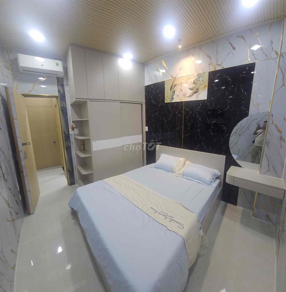 căn nhà ngay trung tâm chợ trường học các cấp