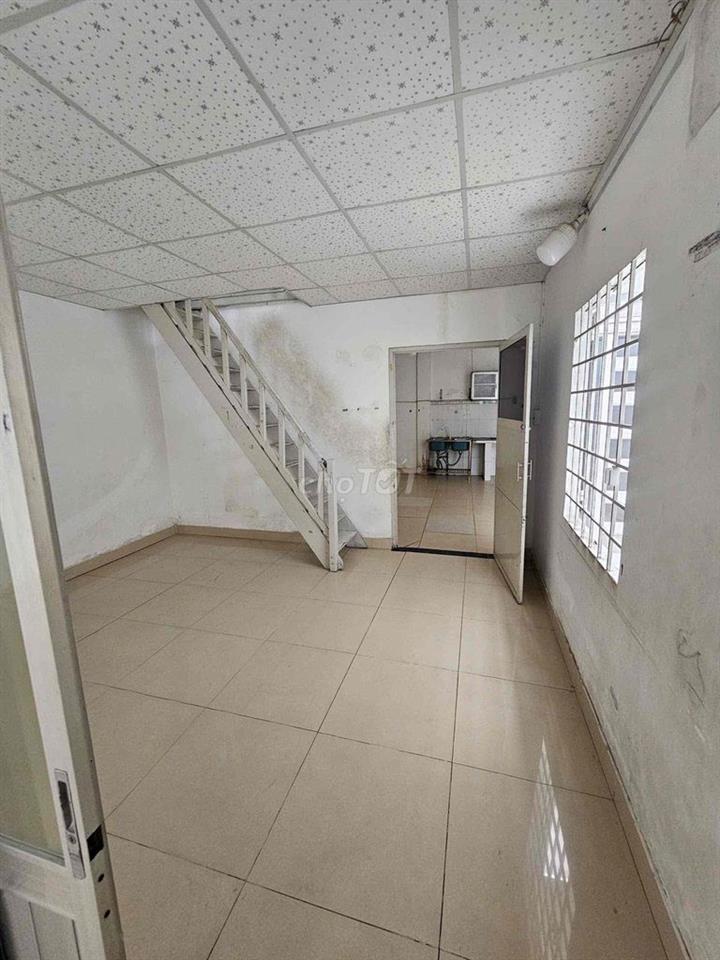 nguyeen căn rộng  80m2 giá có 7tr