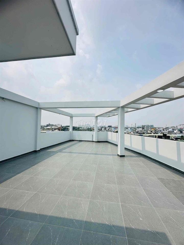 nguyên căn văn phòng to 500m2 sàng
