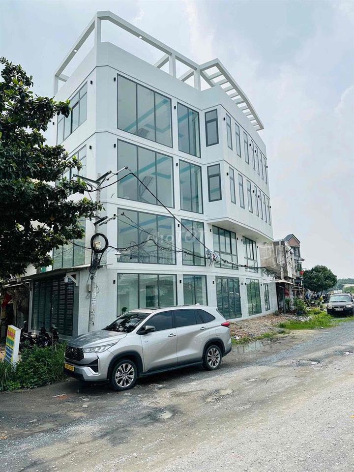 nguyên căn văn phòng to 500m2 sàng