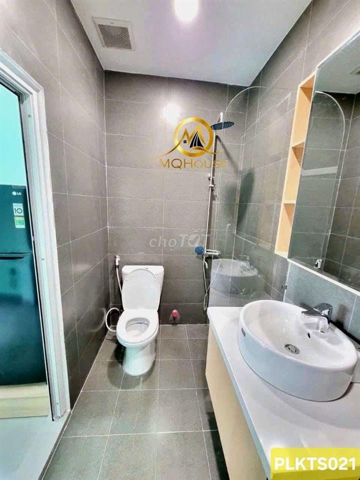 CĂN GÓC BA MẶT TIỀN NGUYỄN VĂN CÔNG KINH DOANH ĐÔNG ĐÚC, ĐANG CHO THUÊ