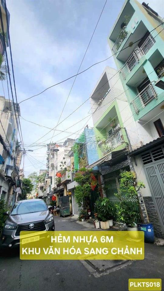 HẺM XE TẢI NÉ NHAU HUỲNH VĂN BÁNH PHÚ NHUẬN CÁCH MẤY CĂN RA MẶT TIỀN
