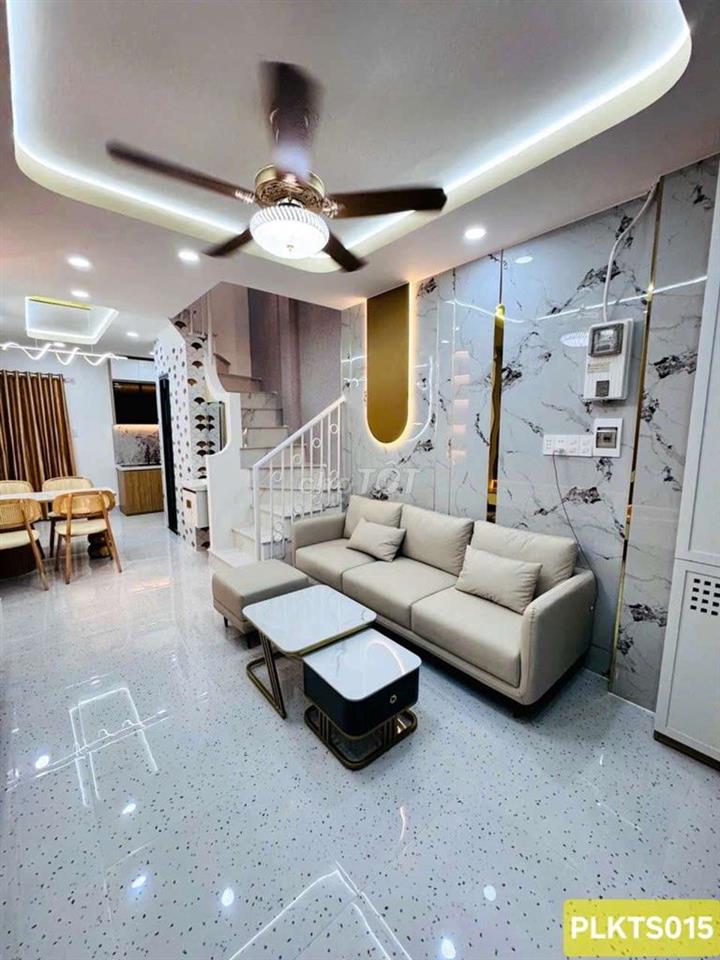 THÍCH QUẢNG ĐỨC CÁCH 2 CĂN RA MẶT TIỀN NGUYỄN THƯỢNG HIỀN NHỈNH 6 TỎI 