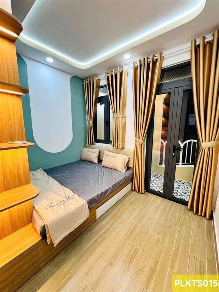 THÍCH QUẢNG ĐỨC CÁCH 2 CĂN RA MẶT TIỀN NGUYỄN THƯỢNG HIỀN NHỈNH 6 TỎI 