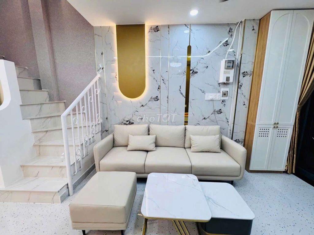 THÍCH QUẢNG ĐỨC CÁCH 2 CĂN RA MẶT TIỀN NGUYỄN THƯỢNG HIỀN NHỈNH 6 TỎI 