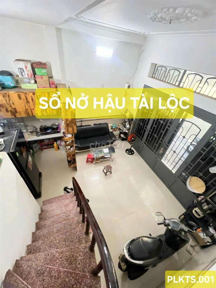 NỞ HẬU TÀI LỘC TT TÂN BÌNH GIÁP QUẬN 10 SÁT HẺM XE HƠI CHỈ NHỈNH 5 TỶ 