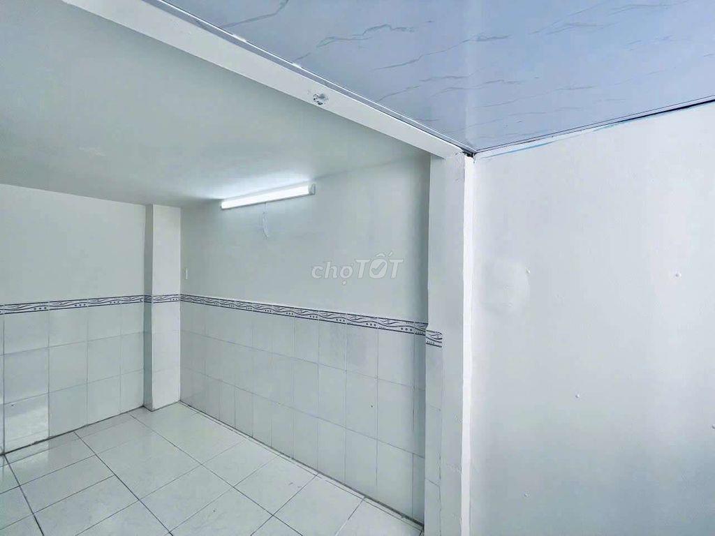 [SHR] Lý Thường Kiệt P.4 1 Trệt 1 Lầu Hẻm 2m5