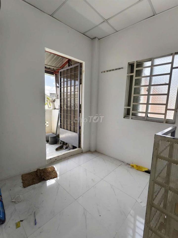 [Nhà NC] Nguyễn Thái Sơn 1 Trệt 2 Lầu 2 Phòng ngủ