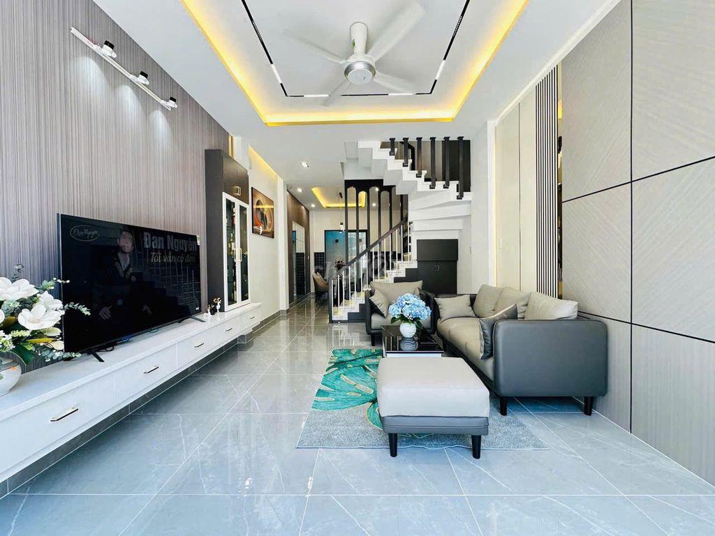 434/16 Phạm Văn Chiêu 4 tầng,4x15m nở hậu, hoa hồng môi giới