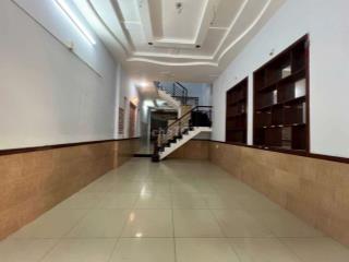 cho thuê nhà 2 lầu mới đẹp 368// ng văn lượng p16 GV 3 phòng ngủ 3wc