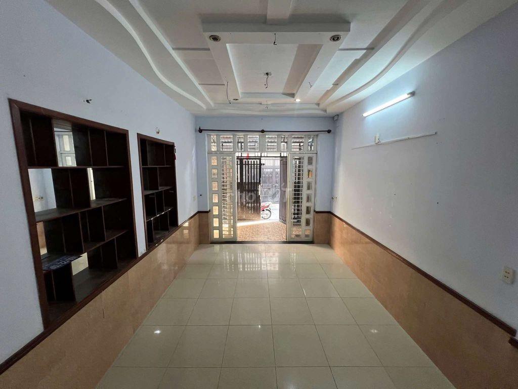 cho thuê nhà 2 lầu mới đẹp 368// ng văn lượng p16 GV 3 phòng ngủ 3wc