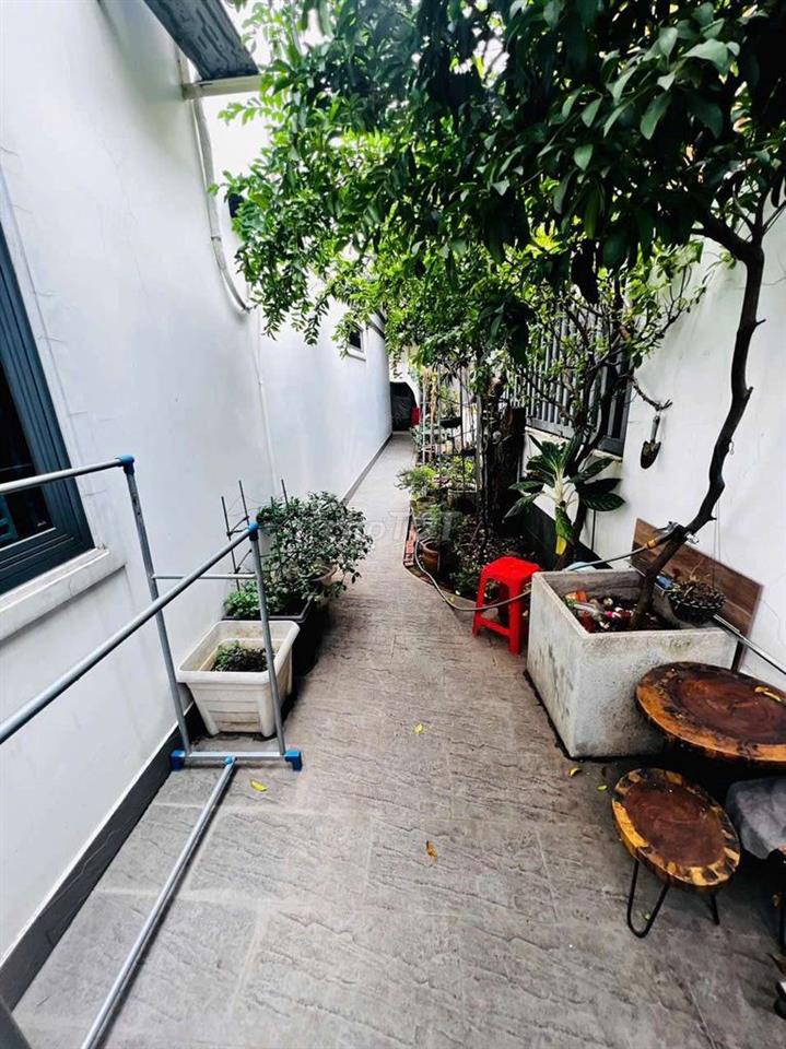 cho thuê nhà mới đẹp sân vườn 6x25(nở hâu 9m) thống nhất Gò Vấp giá 23
