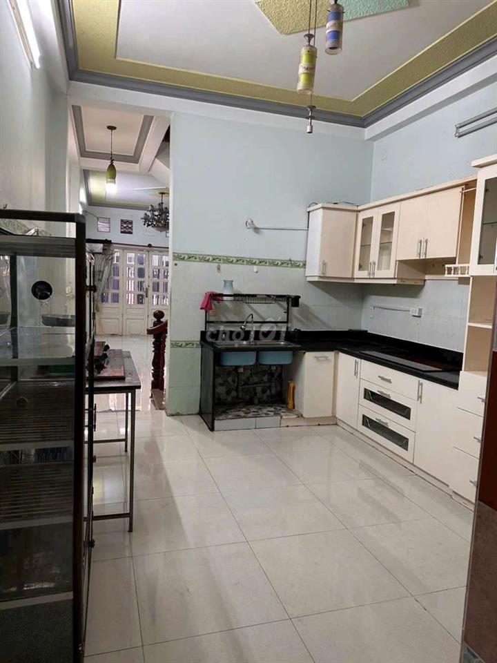 cho thuê nhà 4 lầu hẻm xe hơi ng văn khối Gò vấp 4 x 14 gồm 4pn5wc 14t