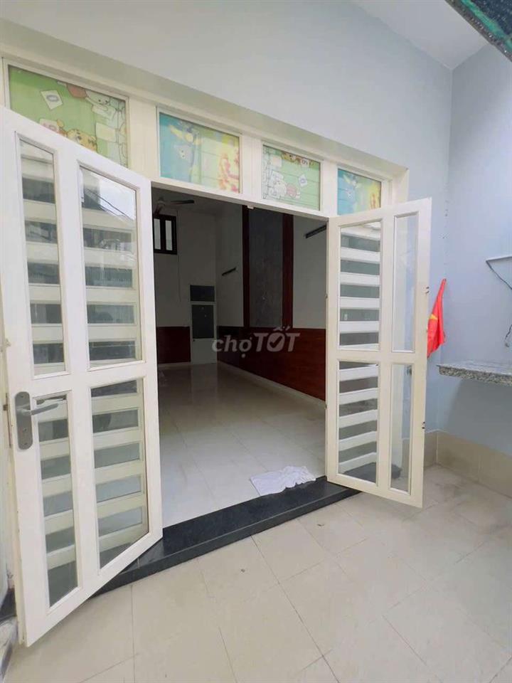 cho thuê nhà 4.5x18m đúc lửng hẻm 107 ng văn khối GV 2pn2wc giá 10tr