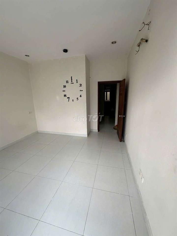 cho thuê nhà 4.5x18m lửng hẻm 78/ ng văn khối p11 gv 2 PN 2wc giá 10tr