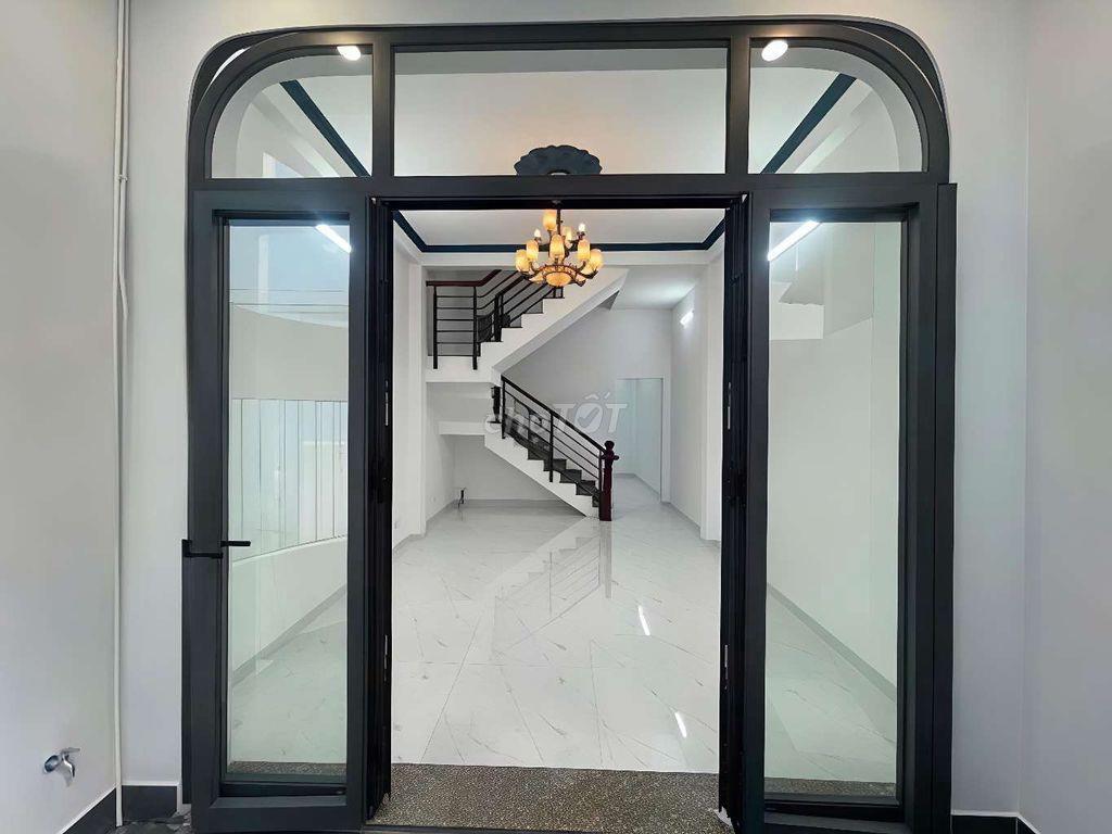 cho thuê nhà mới đẹp hẻm368// nguyễn văn lượng Gò vấp4x11 đúc2 lầu15tr