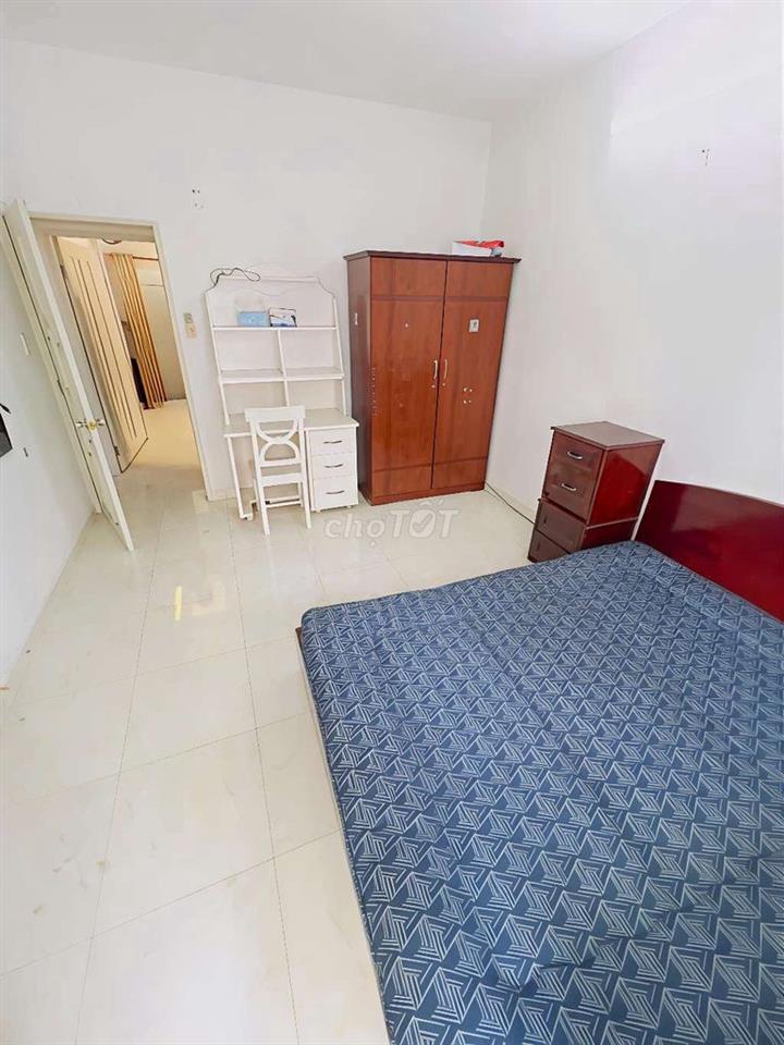 cho thuê nhà sạch đẹp 3.5 tấm hẻm xe hơi 1122 Quang Trung Gò Vấp 15tr