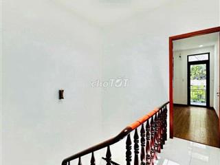 cho thuê nhà mới đẹp gần chợ căn cứ 26 hẻm 214 ng oanh p17 GV 3phòng