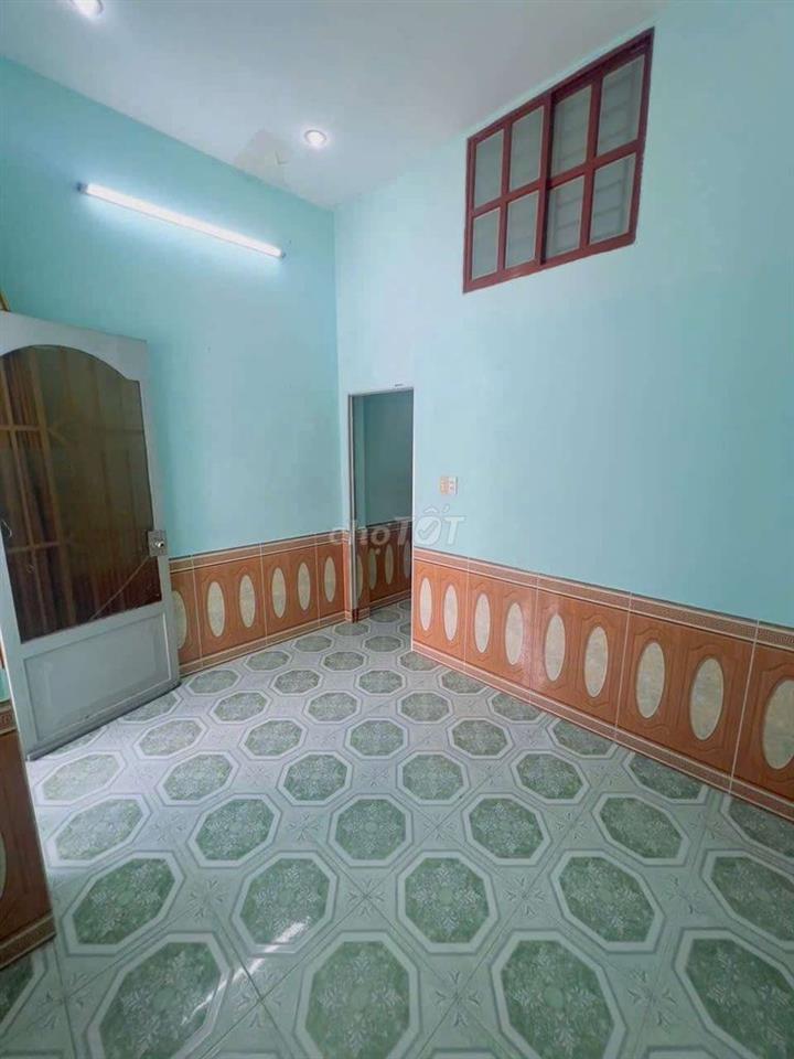 cho thuê nhà đúc 1.5 tấm hẻm 80 đường số 3 p9 gv 3 phòng ngủ 2wc 6,5tr
