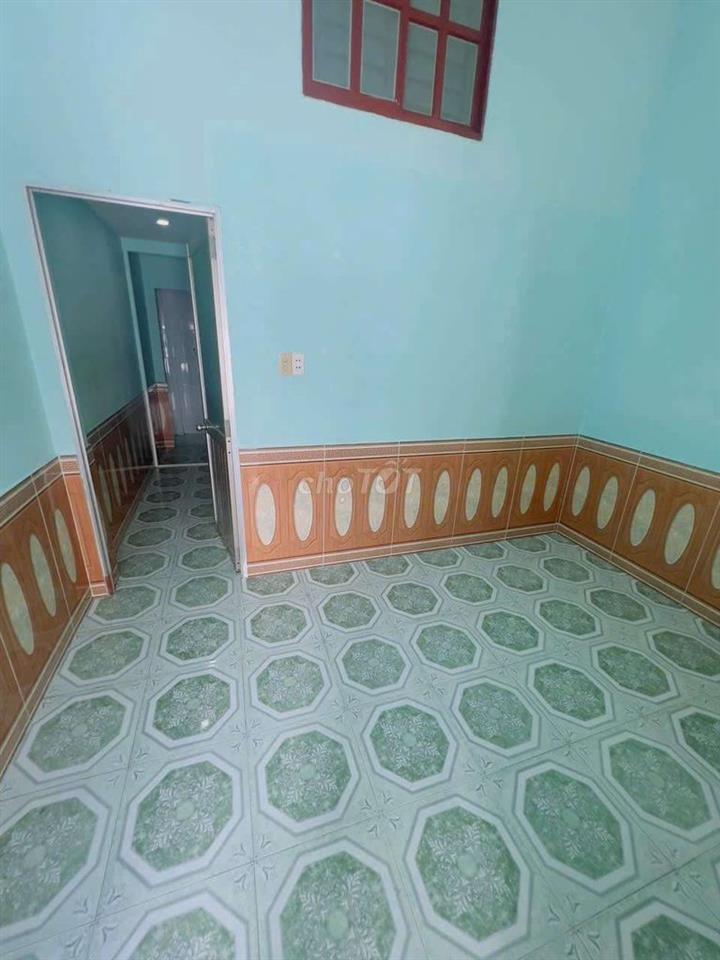 cho thuê nhà đúc 1.5 tấm hẻm 80 đường số 3 p9 gv 3 phòng ngủ 2wc 6,5tr