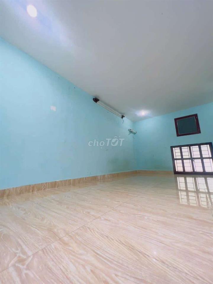 cho thuê nhà đúc 1.5 tấm hẻm 80 đường số 3 p9 gv 3 phòng ngủ 2wc 6,5tr
