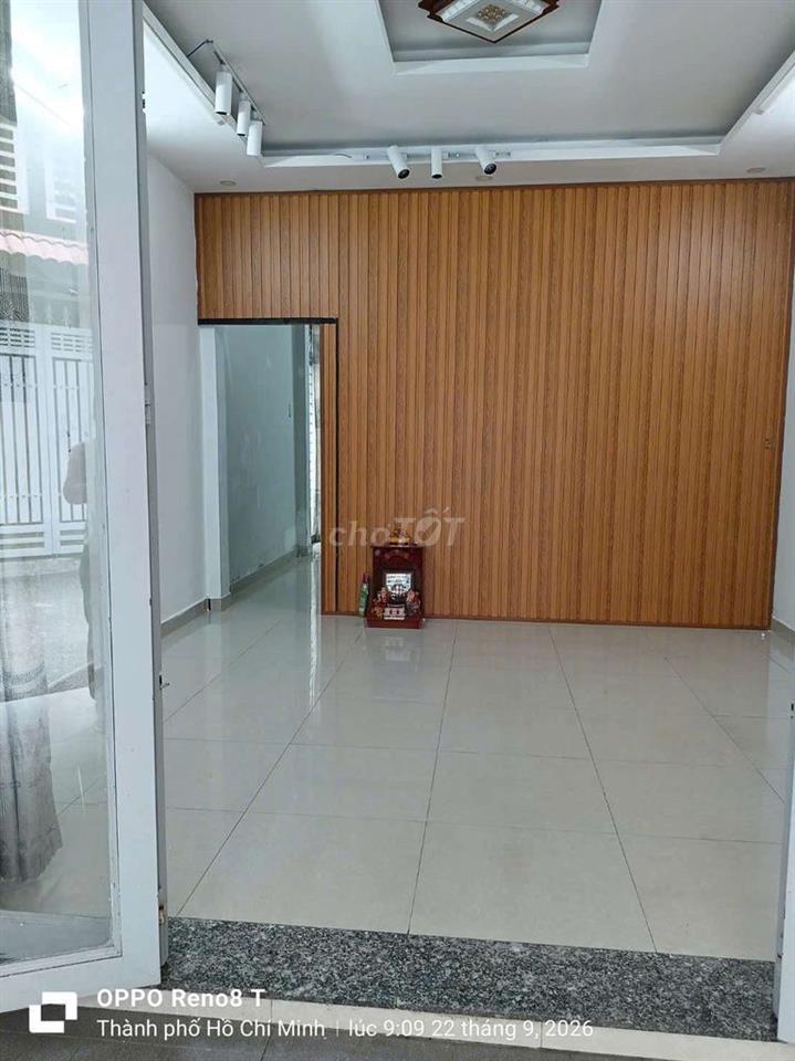 cho thuê nhà đúc lầu hẻm thông xe hơi 1/ đường số 18 p8 Gò Vấp 4 x12m