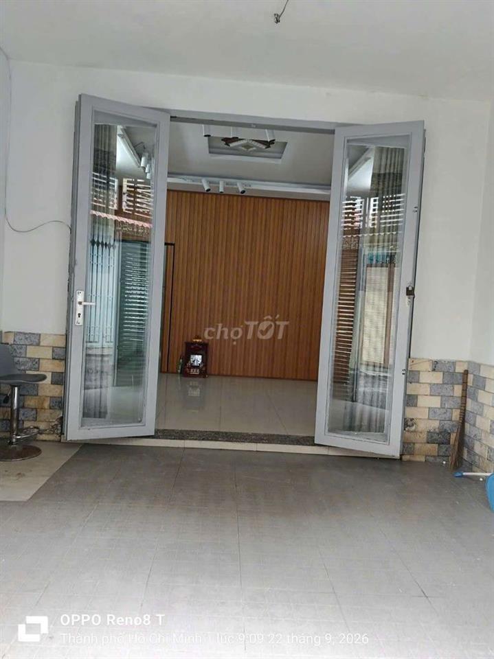cho thuê nhà đúc lầu hẻm thông xe hơi 1/ đường số 18 p8 Gò Vấp 4 x12m