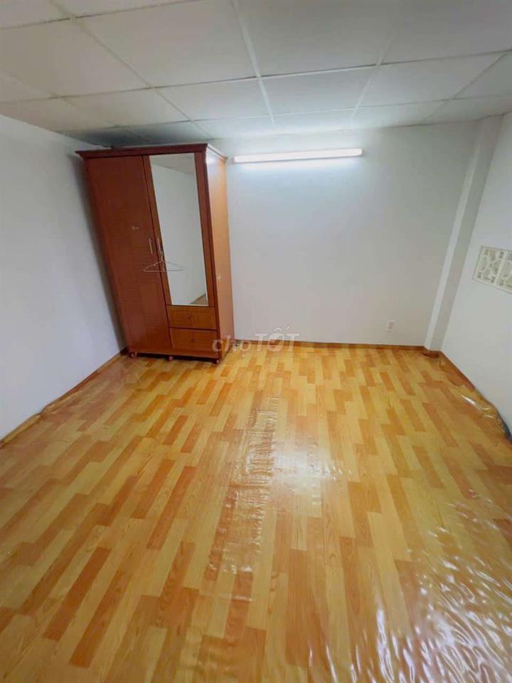cho thuê nhà 4x15 lê văn thọ p11 Gò Vấp hẻm xe hơi 2 phòng ngủ giá 8tr