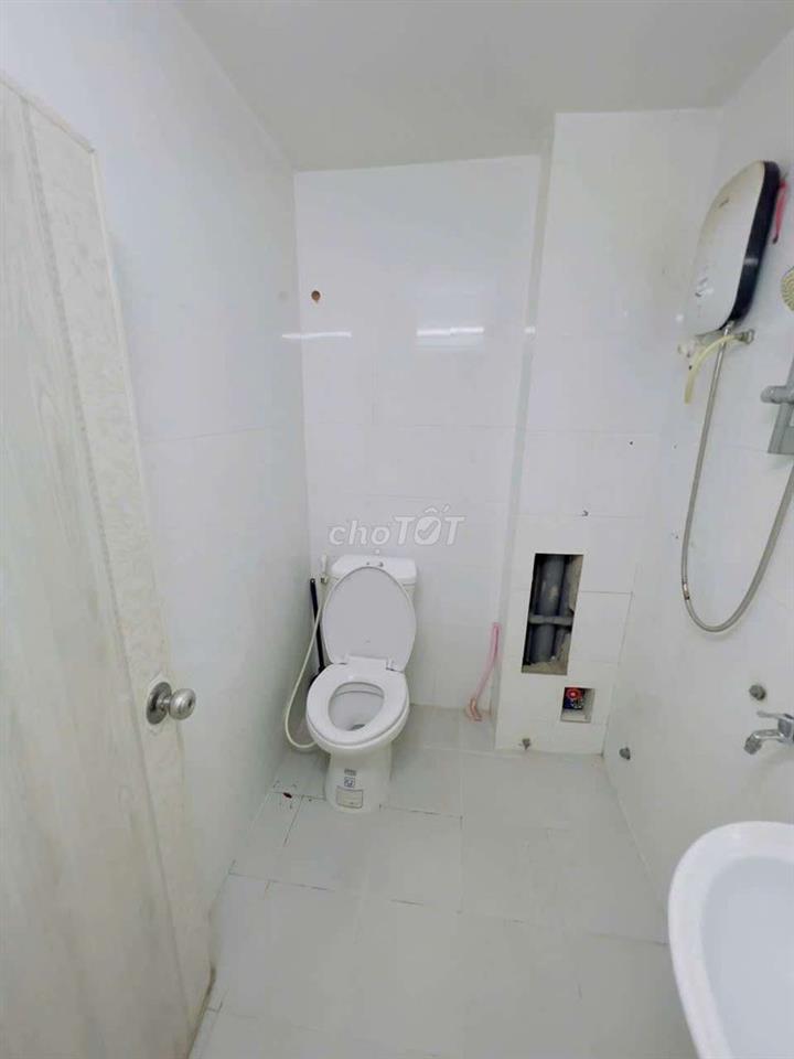 cho thuê nhà 4x15 lê văn thọ p11 Gò Vấp hẻm xe hơi 2 phòng ngủ giá 8tr