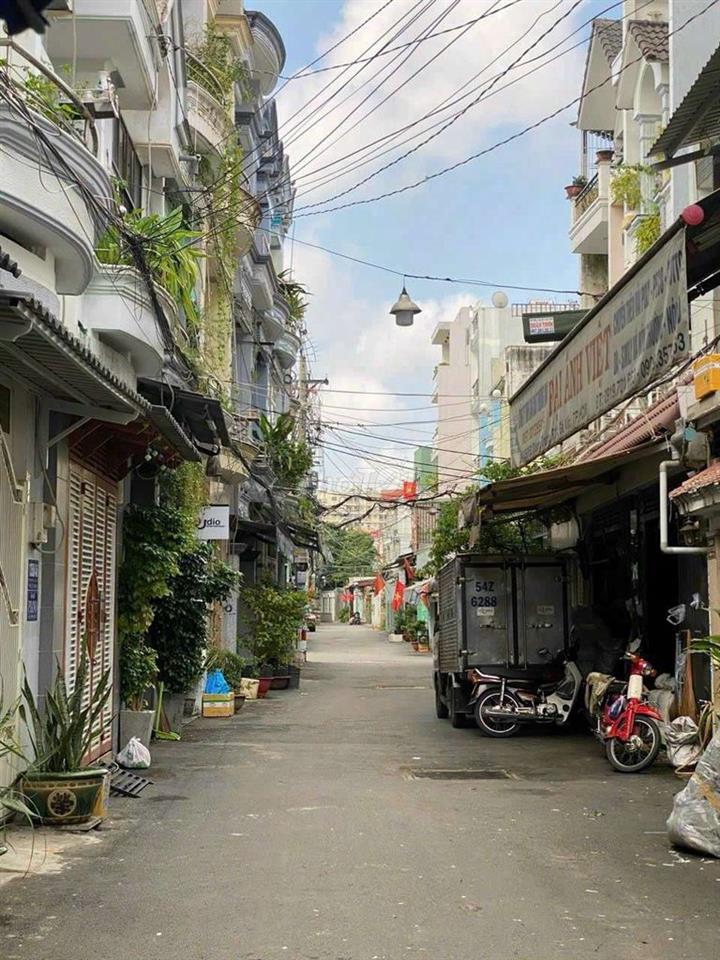 cho thuê nhà 4 x16 đúc lầu 2 phòng ngủ 2wc hẻm 369// phạm văn chiêu gv