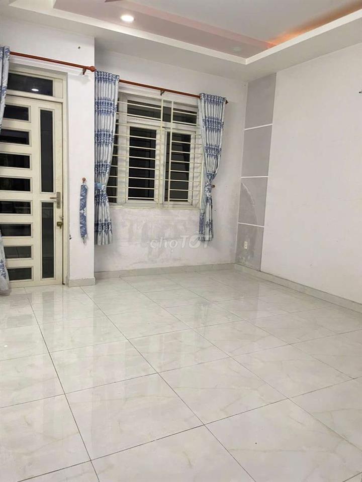 cho thuê nhà 4 lầu hẻm xe hơi 114/ phạm văn chiêu Gò Vấp 4pn 5wc 15tr