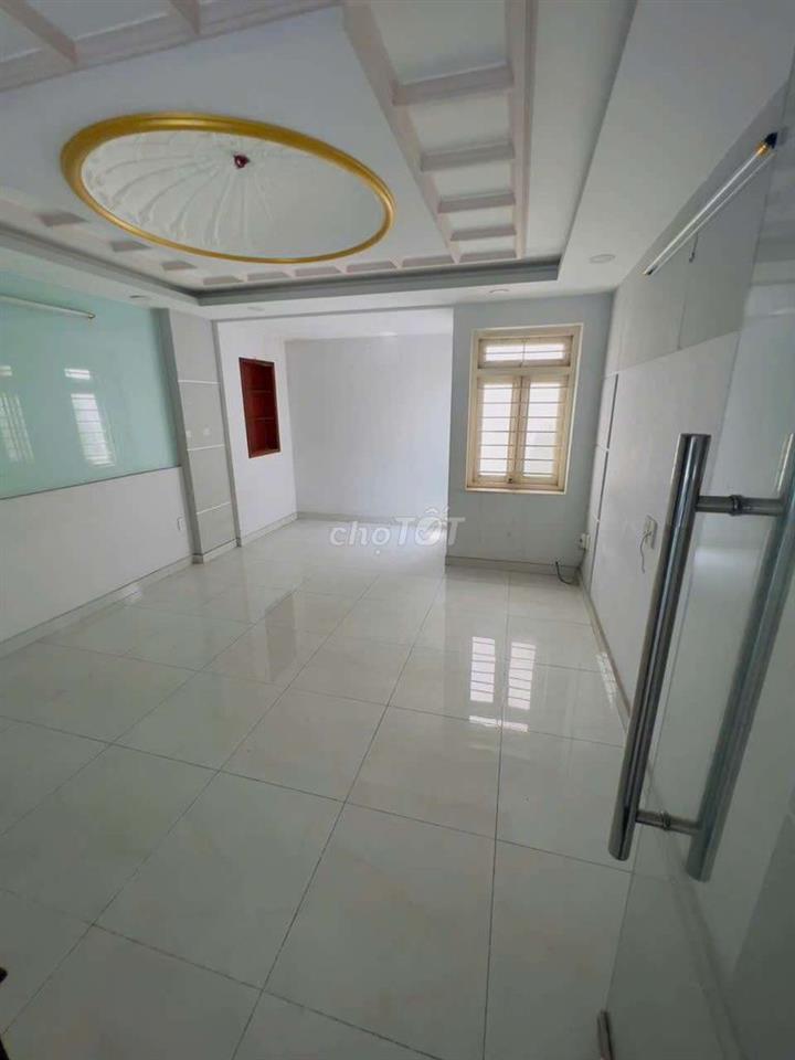 cho thuê nhà 4 lầu hẻm xe hơi 114/ phạm văn chiêu Gò Vấp 4pn 5wc 15tr