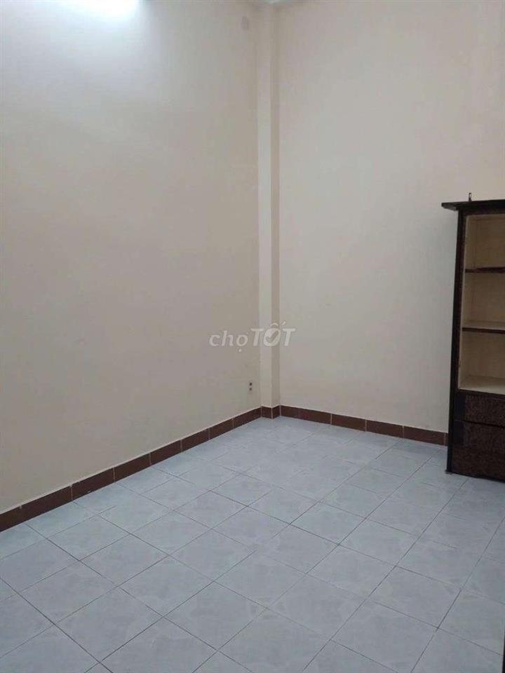cho thuê nhà đúc lầu 4x10m đẹp sạch p16 gò vấp 2pn2wc giá 7tr/th