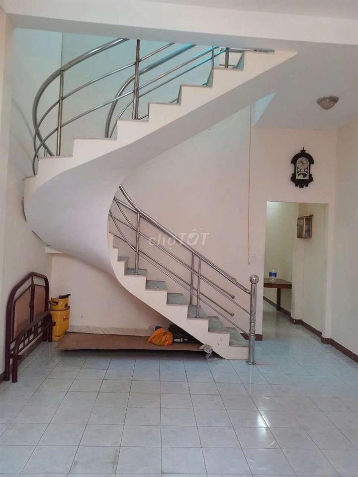 cho thuê nhà đúc lầu 4x10m đẹp sạch p16 gò vấp 2pn2wc giá 7tr/th